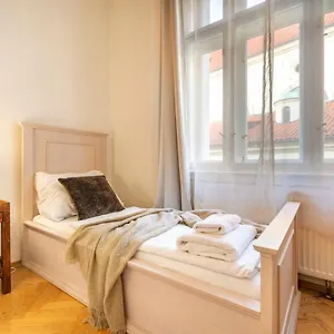 Aparthotel Templova - Old Town, Prague